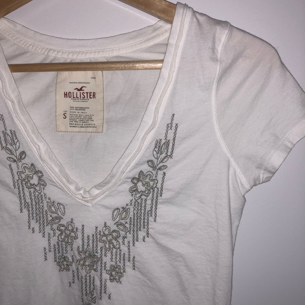 Hollister Tee